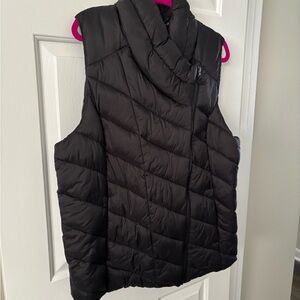 XXL Nicole Miller Black Quilted Vest
